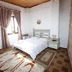 Iliada Hotel Domje