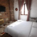 Hotell Iliada 4*