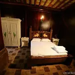 Iliada Hotell Domje