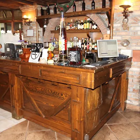 Iliada Hotel Domje